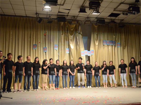 活力“五四”,热血青春——我院2011级班歌大赛火热上演03(1).jpg